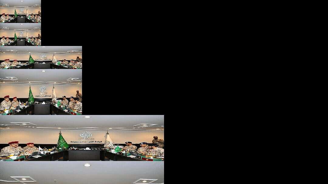 وزير الدفاع السعودي يهاتف نظيره الأمريكي ووزير الدفاع... مساحة نت | وزير الدفاع السعودي يهاتف نظيره الأمريكي ووزير الدفاع اليمني يصل السعودية بشكل عاجل للقاء قائد القوات المشتركة.. هذا ما سيحدث خلال الأيام المقبلة (تفاصيل)