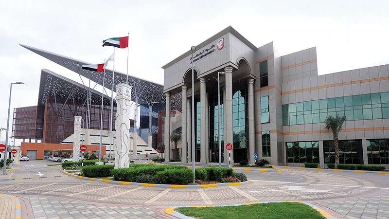 شاب في الإمارات يخدع فتاة ويستولي على 540 ألف درهم بوعد زواج..... مساحة نت | شاب في الإمارات يخدع فتاة ويستولي على 540 ألف درهم بوعد زواج.. ومراسلات "واتساب" تكشف أمرا لم يكن في الحسبان