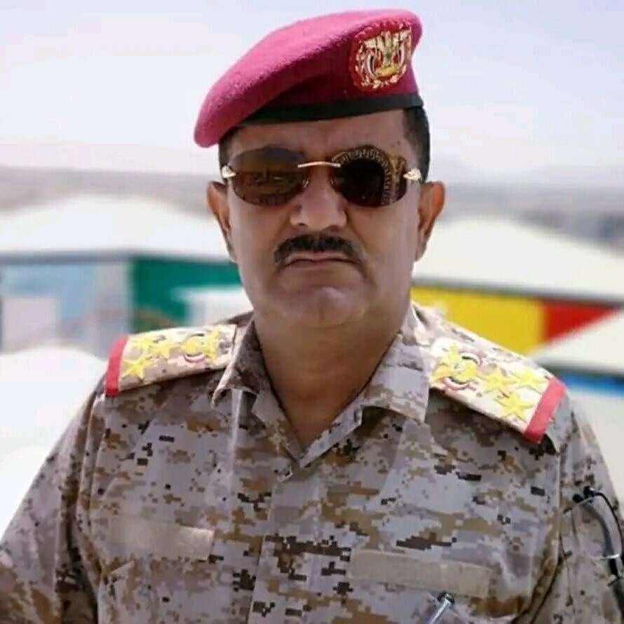 خبير عسكري يكشف سبب اختفاء وزير الدفاع اليمني في الإمارات... مساحة نت | خبير عسكري يكشف سبب اختفاء وزير الدفاع اليمني في الإمارات بالتزامن مع أحداث حضرموت.. هل يتكرر سيناريو محمد ناصر أحمد بصنعاء؟