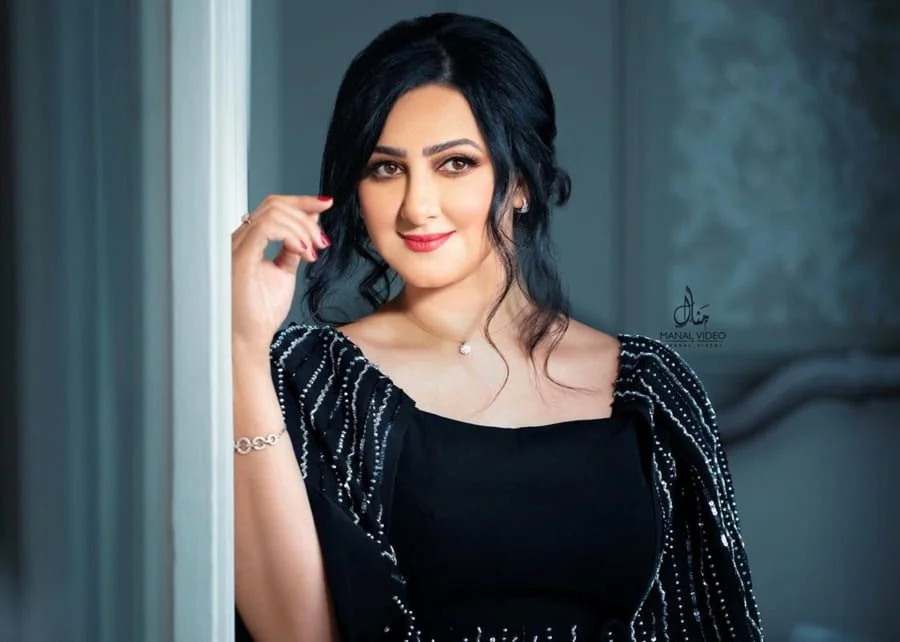 مساحة نت | شاهد: الفنانة البحرينية هيفاء حسين تؤكد أنها في وضع صعب بسبب لاعب النصر السعودي رونالدو.. لهذا السبب (فيديو)