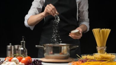 5 طرق ذكية للتخلص من الملح الزائد في الطعام.. خلال دقيقة