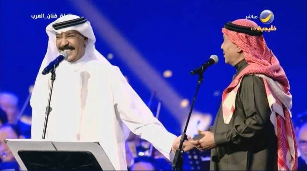 شاهد: سؤال محرج من الفنان السعودي محمد عبده لـ'عبدالله... مساحة نت | شاهد: سؤال محرج من الفنان السعودي محمد عبده لـ"عبدالله الرويشد": من أكبر أنا ولا أنت؟.. رد الأخير غير متوقع (فيديو)