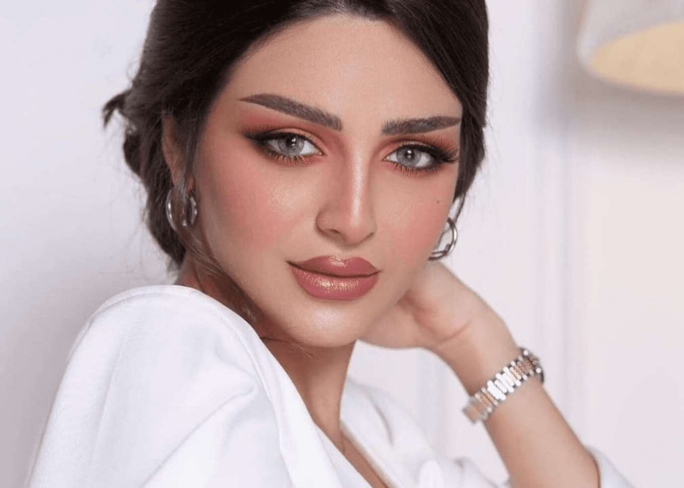 'مبسوطة وفالة أمها'.. السعودية رهف القحطاني تكشف في مقطع جديد... مساحة نت | "مبسوطة وفالة أمها".. السعودية رهف القحطاني تكشف في مقطع جديد عن سبب صادم لرفضها الزواج (فيديو)