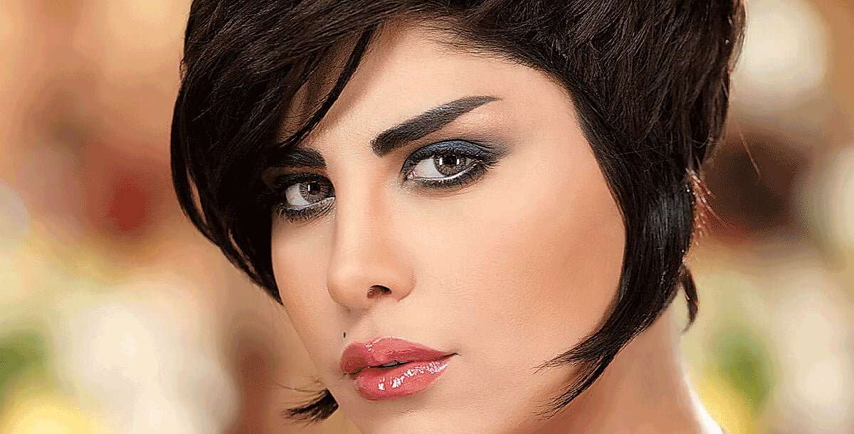 الفنانة الكويتية شمس تشن هجوما عنيفا على الملك تشارلز... الفنانة الكويتية شمس تشن هجوما عنيفا على الملك تشارلز...