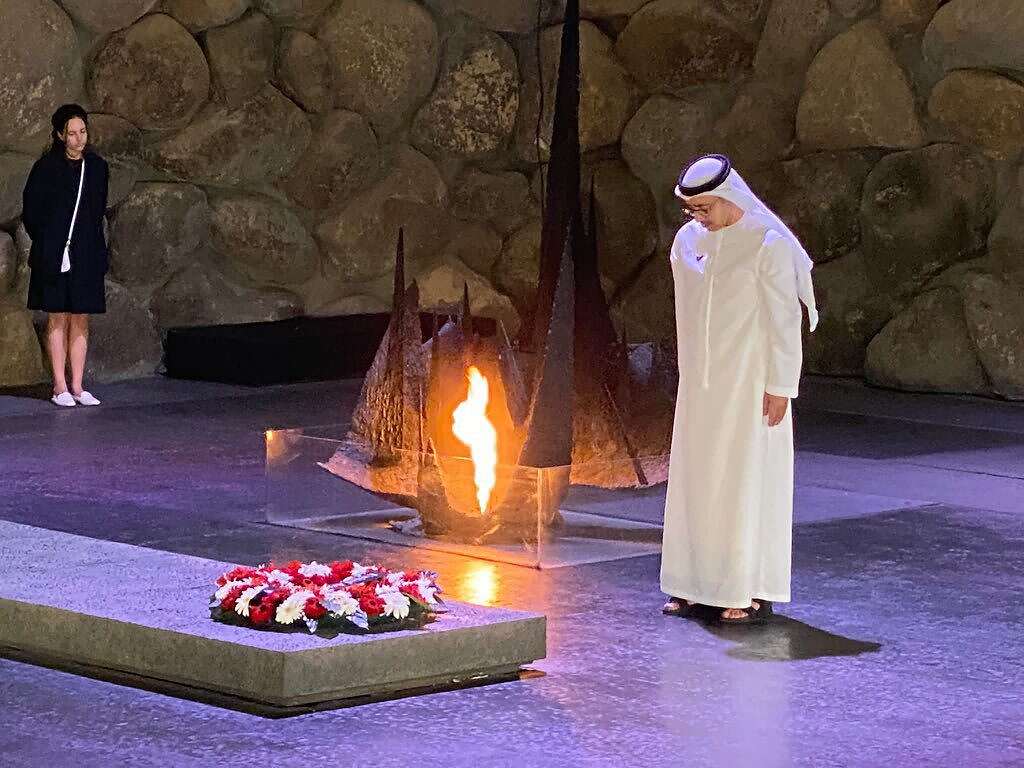 رغم التطبيع.. مسئول إماراتي بارز ومقرب من بن زايد يهاجم... رغم التطبيع.. مسئول إماراتي بارز ومقرب من بن زايد يهاجم...