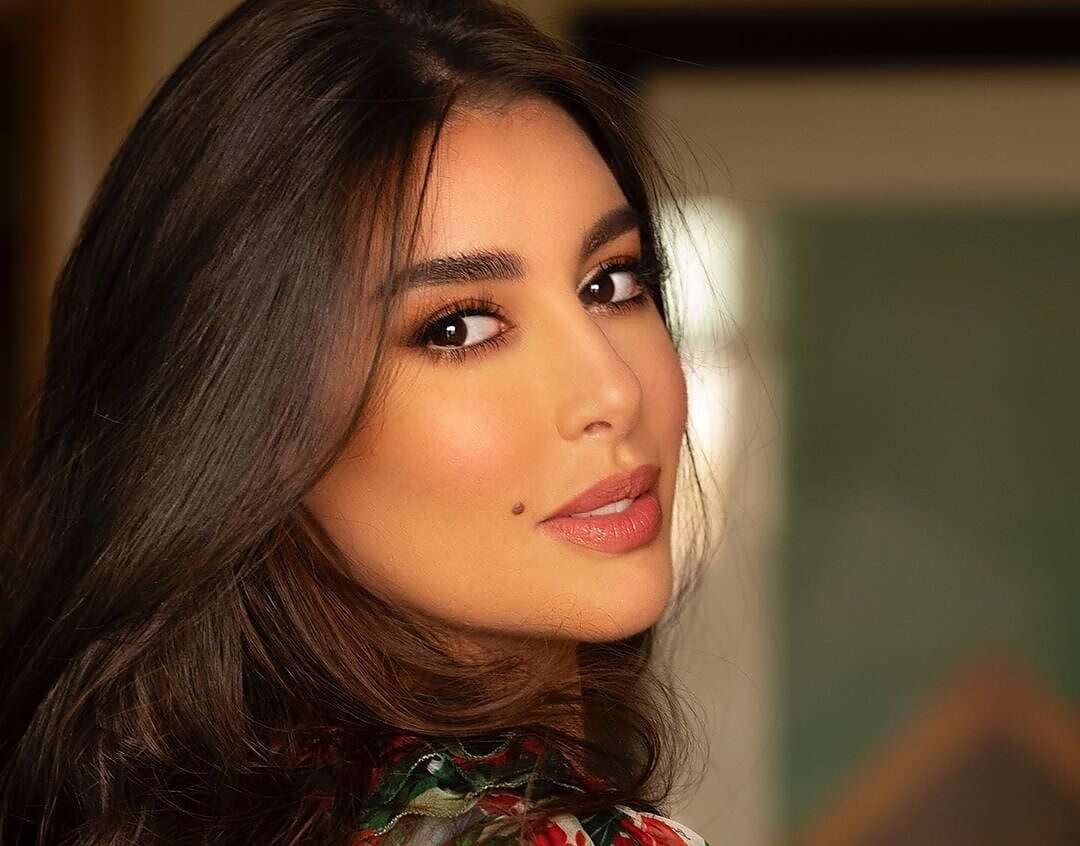 ساعة الفنانة المصرية ياسمين صبري تثير ضجة في مواقع التواصل... مساحة نت | ساعة الفنانة المصرية ياسمين صبري تثير ضجة في مواقع التواصل الاجتماعي.. تعرف على نوعها وسعرها الخيالي (صور)