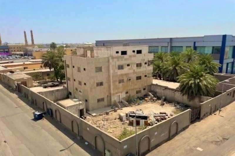 بعد استثنائه من أعمال الإزالة.. الكشف عن مصير منزل الفنان... مساحة نت | بعد استثنائه من أعمال الإزالة.. الكشف عن مصير منزل الفنان السعودي طلال مداح في جدة (تفاصيل)