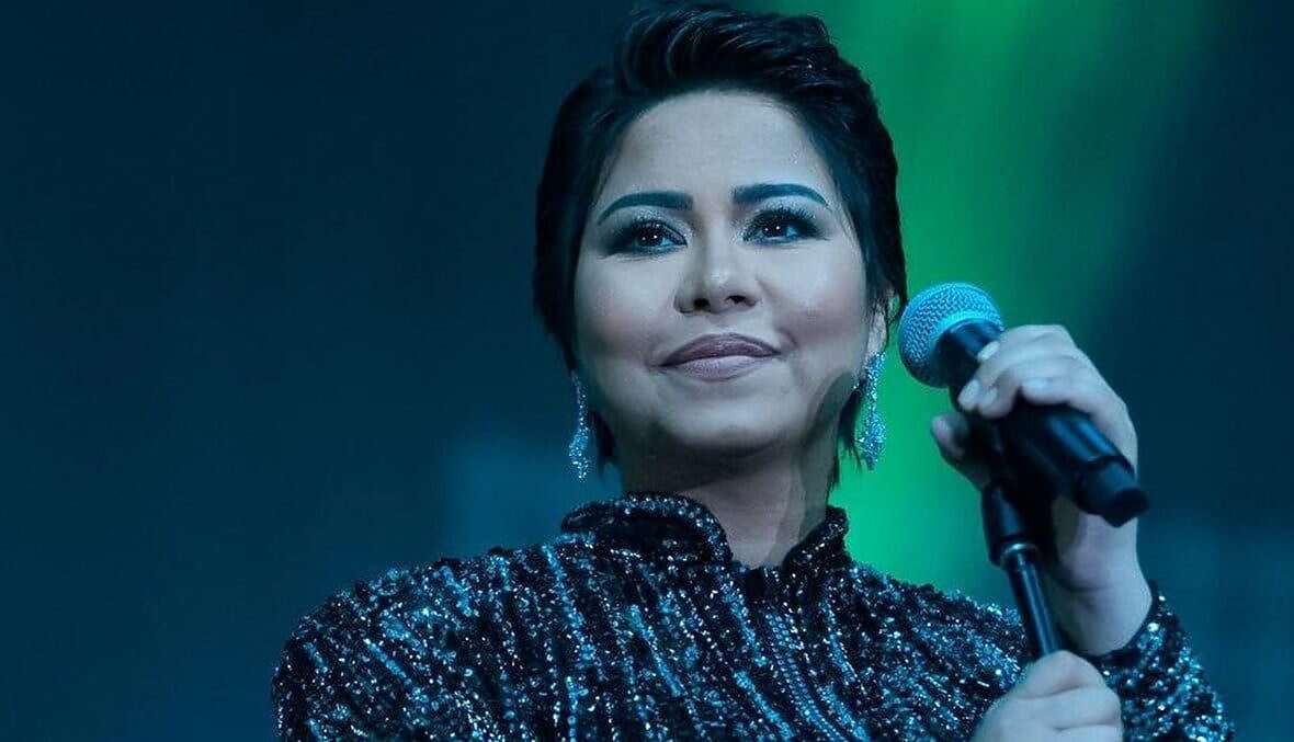 غير المخدرات.. أم وشقيق الفنانة المصرية شيرين عبدالوهاب... مساحة نت | غير المخدرات.. أم وشقيق الفنانة المصرية شيرين عبدالوهاب يوجهان لها تهم جديدة خطيرة "واقعة في عصابة"