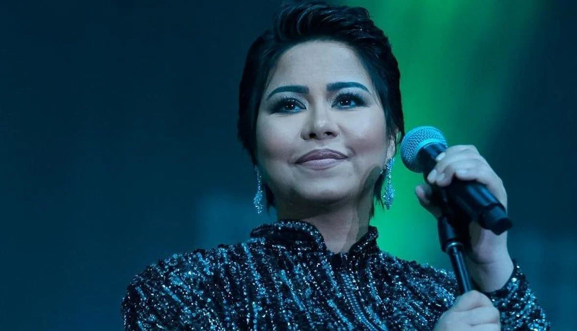 مساحة نت | الفنانة منى فاروق تكشف تفاصيل صدمة عاطفية وتتهم لاعب كرة قدم بالخيانة