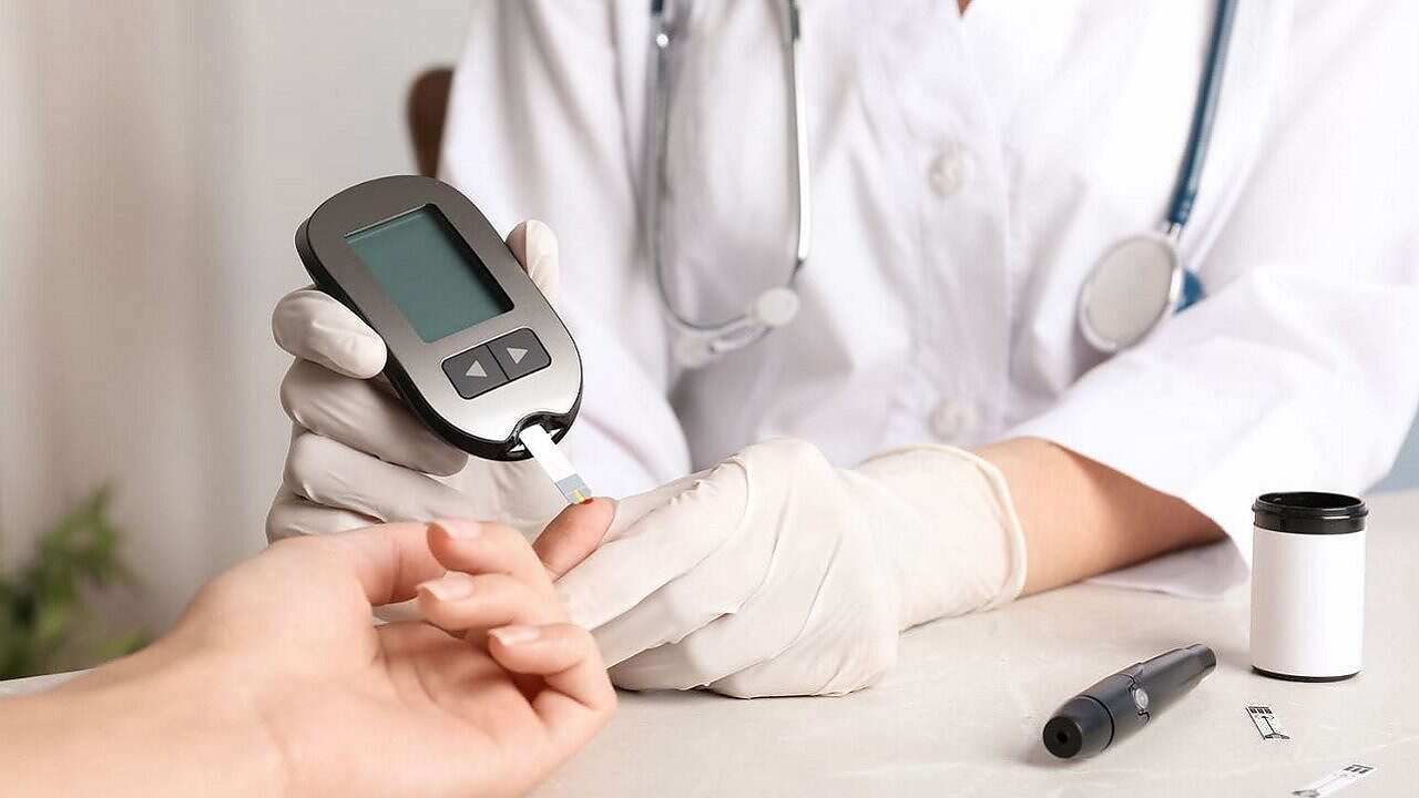بشرى طبية من السعودية.. الإعلان عن تركيبة جديدة طورها فريق... بشرى طبية من السعودية.. الإعلان عن تركيبة جديدة طورها فريق...