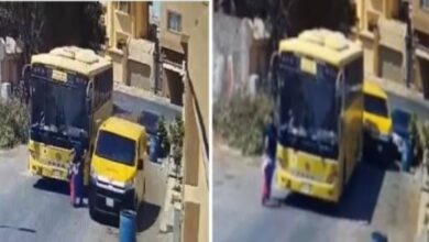 مشهد يحبس الأنفاس.. يقظة سائق حافلة تنقذ طفلة سعودية من...