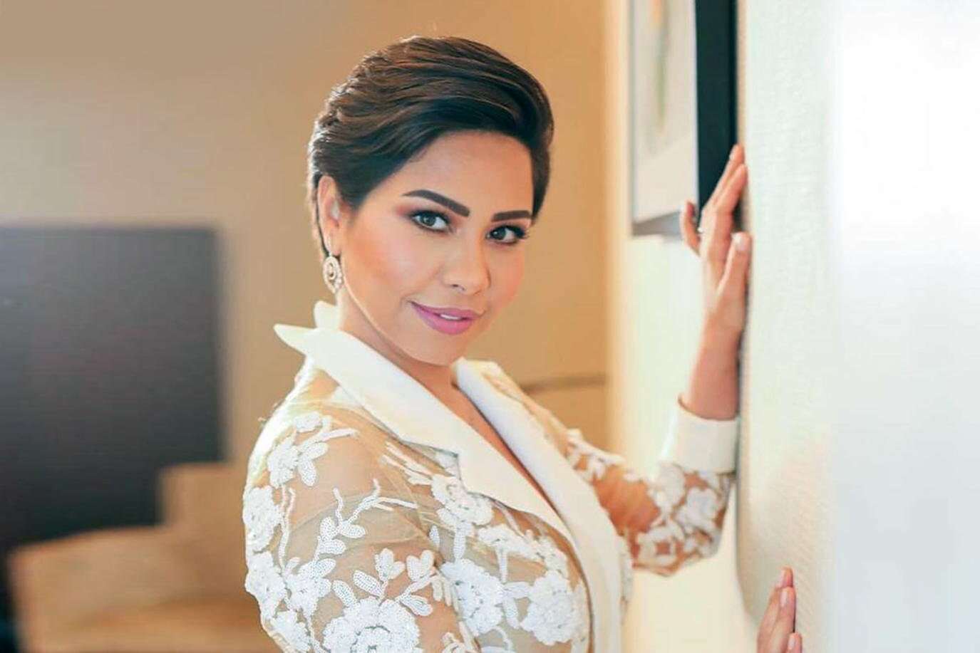 مساحة نت | فنان مصري شهير يقرر زيارة الفنانة شيرين عبدالوهاب إلى المستشفى ويعود بمفاجأة صادمة.. "وضعها صعب أوي" مساحة نت | فنان مصري شهير يقرر زيارة الفنانة شيرين عبدالوهاب إلى المستشفى ويعود بمفاجأة صادمة.. "وضعها صعب أوي"