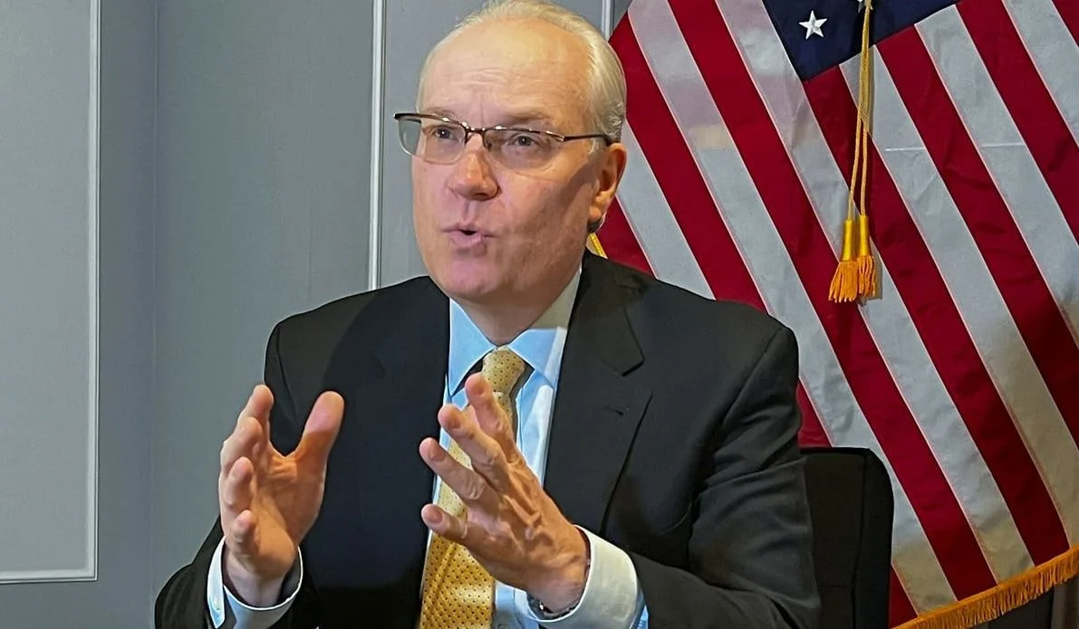 قيادي حوثي بارز يفجِّر مفاجأة صادمة: تواصلنا مع المبعوث... مساحة نت | قيادي حوثي بارز يفجِّر مفاجأة صادمة: تواصلنا مع المبعوث الأمريكي قبل استهداف السفينة في ميناء الضبة النفطي