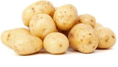 بدون مقشرة... حيل مجربة لتقشير البطاطس بأسرع وقت ممكن مهما...