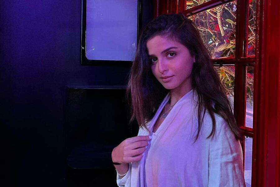 الفنانة البحرينية حلا الترك توجه رسالة إلى الشعب السعودي... الفنانة البحرينية حلا الترك توجه رسالة إلى الشعب السعودي...