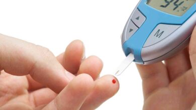 اخفض السكر وأنت جالس.. طبيب سعودي يكشف عن طريقة جلوس تخفض...