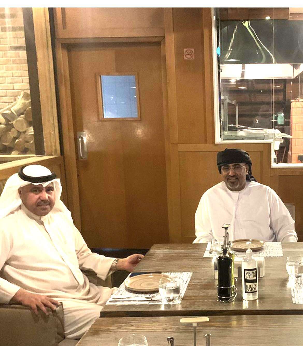 سُمح له بالظهور لدقائق.. تفاصيل حصرية حول حقيقة آخر ظهور... مساحة نت | سُمح له بالظهور لدقائق.. تفاصيل حصرية حول حقيقة آخر ظهور لعيدروس الزبيدي مع فهد الشيلمي