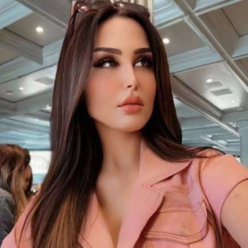 شاهد: السعودية هند القحطاني تستعرض جسدها رداً على انتقادات... مساحة نت | شاهد: السعودية هند القحطاني تستعرض جسدها رداً على انتقادات حول زيادة وزنها (فيديو)
