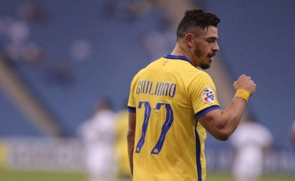شاهد: ناقد رياضي سعودي يكشف عن مفاجآت في قضية اللاعب... شاهد: ناقد رياضي سعودي يكشف عن مفاجآت في قضية اللاعب...