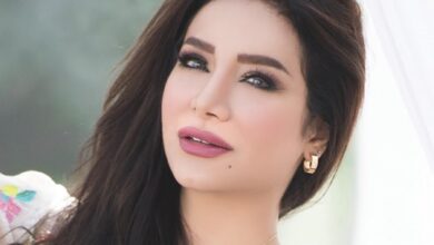 شاهد: ظهور بالخطأ لابن الإعلامية السعودية لجين عمران في...