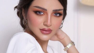 السعودية رهف القحطاني تحاول لفت الأنظار بملابس أكثر جرأة...