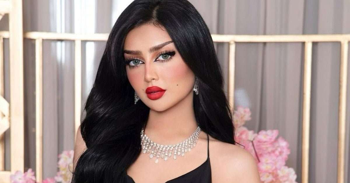 شاهد: إطلالة جذابة لخبيرة التجميل السعودية مروج الرحيلي مع... شاهد: إطلالة جذابة لخبيرة التجميل السعودية مروج الرحيلي مع...