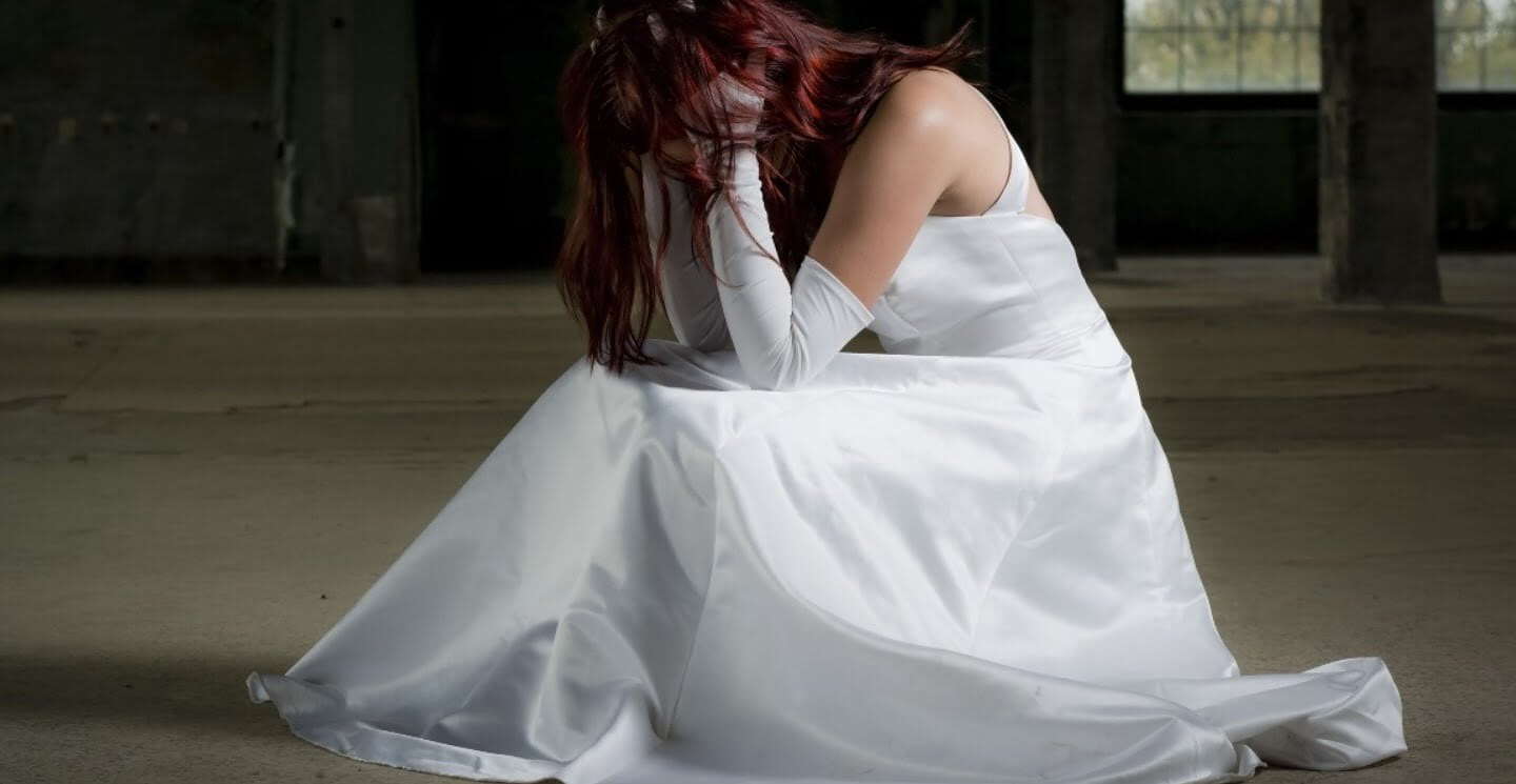 صورت ليلتها مع زوجها بكل جرأة ونسيت الكاميرا في الفندق..... مساحة نت | صورت ليلتها مع زوجها بكل جرأة ونسيت الكاميرا في الفندق.. مقطع فيدو صادم لزوجين من هذه الدولة الخليجية في ليلة الدخلة