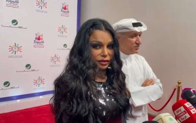 الكشف عن العمر الحقيقي للفنانة اللبنانية هيفاء وهبي بعد... مساحة نت | الكشف عن العمر الحقيقي للفنانة اللبنانية هيفاء وهبي بعد الصورة الصادمة التي ظهرت بها من موسم الرياض في السعودية.. مفاجئ