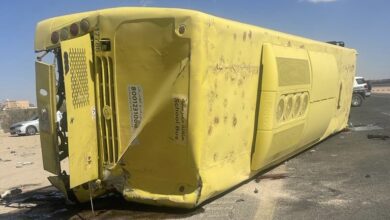 حافلة مدرسية تعرضت لحادث بخميس مشيط (وكالات)