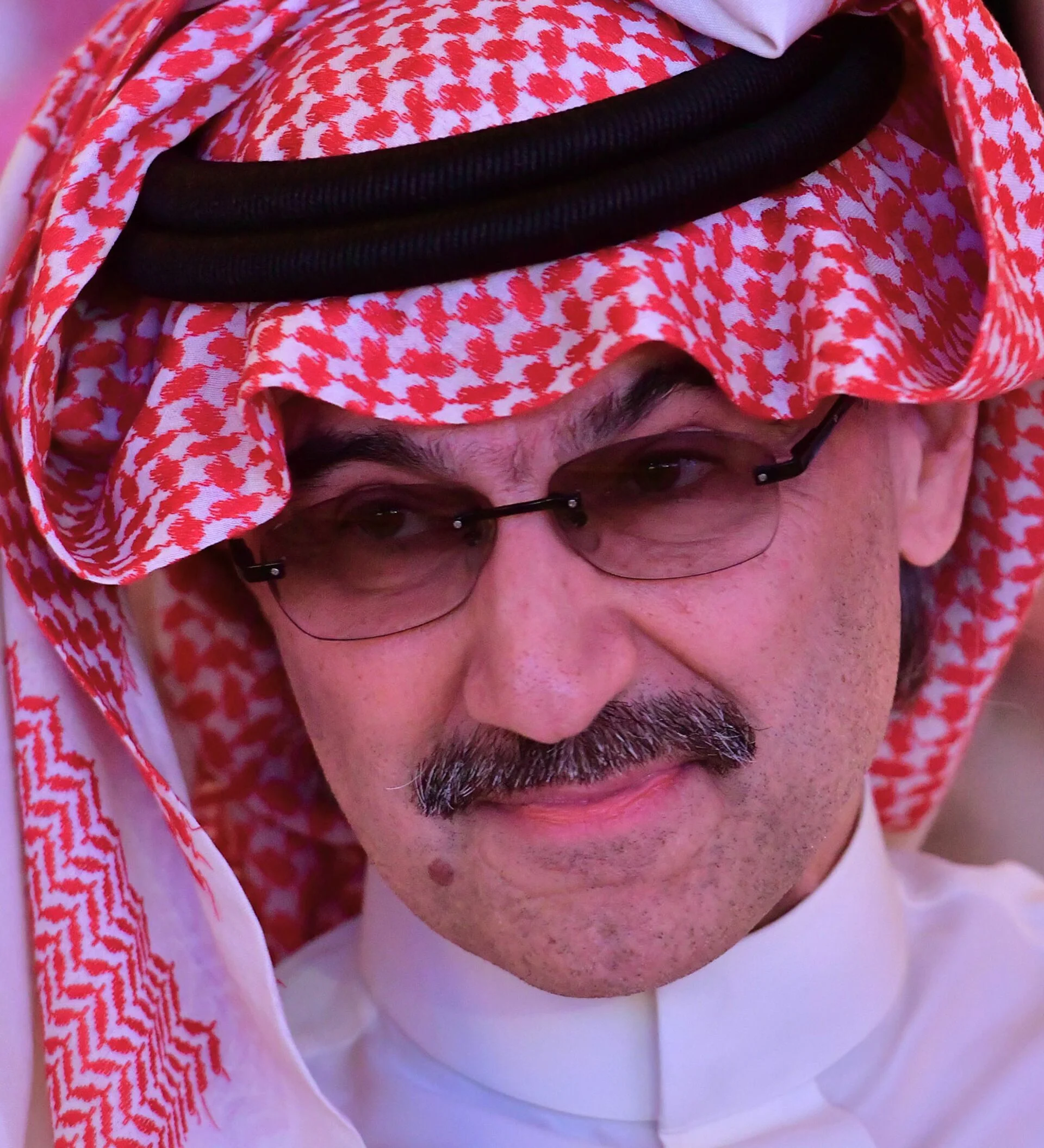 رجل الأعمال السعودي الوليد بن طلال (وكالات)