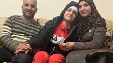 بلوجر مصرية تروي مأساتها مع خطيبها (منصات تواصل)