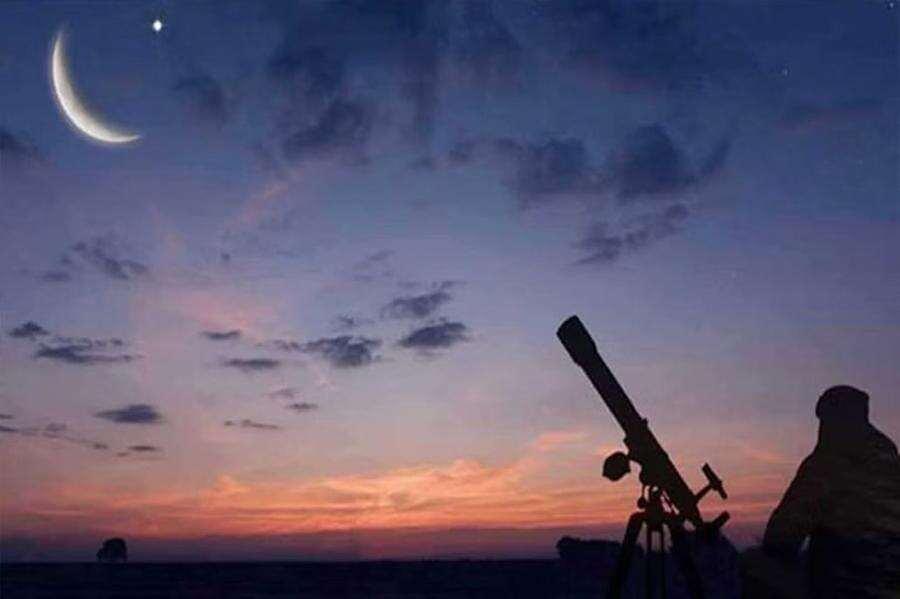 رصد هلال صورة تعبيرية (مواقع)