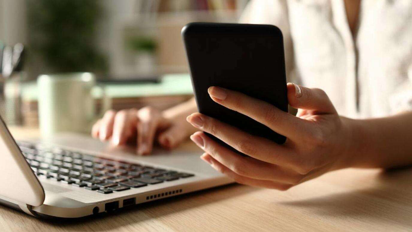هاتف صورة تعبيرية (مواقع)