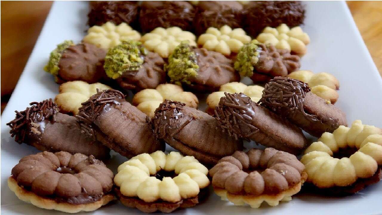 بيتيفور مساحة نت | بدون ماكينة.. طريقة سهلة لعمل البيتي فور في المنزل بأسرار محلات الحلويات