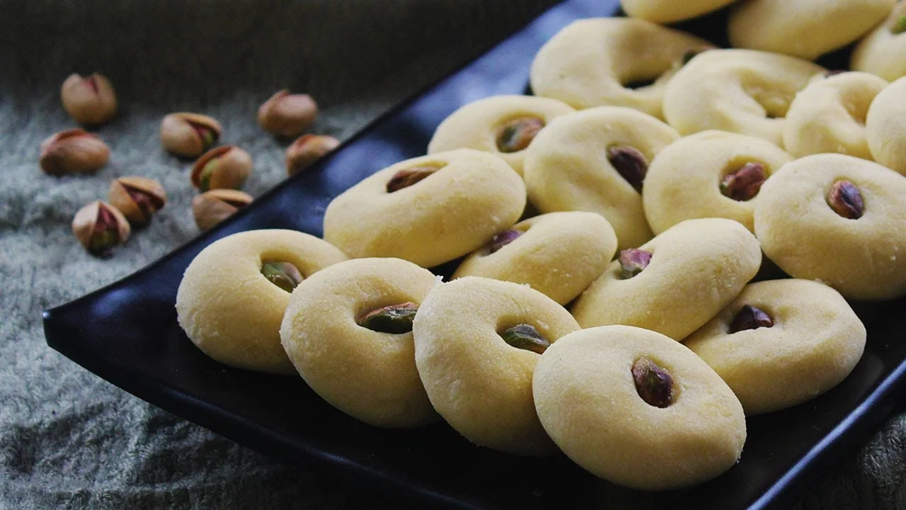 الغريبة الناعمة (مواقع)