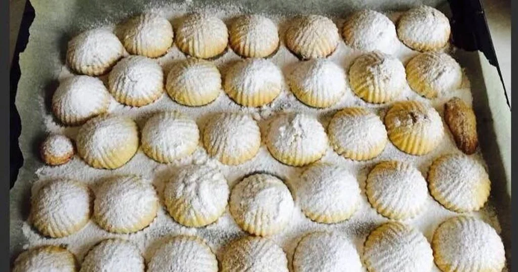 معمول تمر مساحة نت | حتى لا يتحول إلى دهون في الجسم.. تعرف على الكمية المسموح بتناولها من معمول العيد