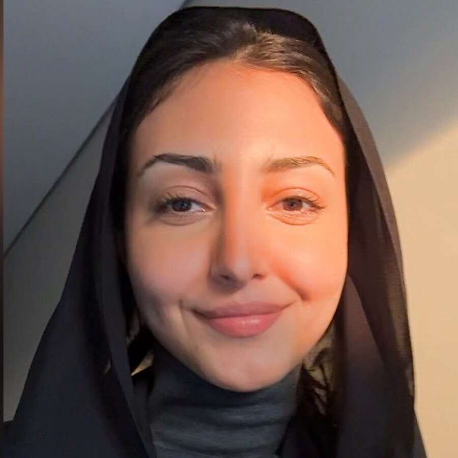 أسماء السياري مساحة نت | شاهد: المشهورة السعودية أسماء السياري تكشف عن 5 علامات تؤكد خيانة الرجل (فيديو)