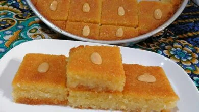 طريقة عملي بسبوسة لذيذة (مواقع)