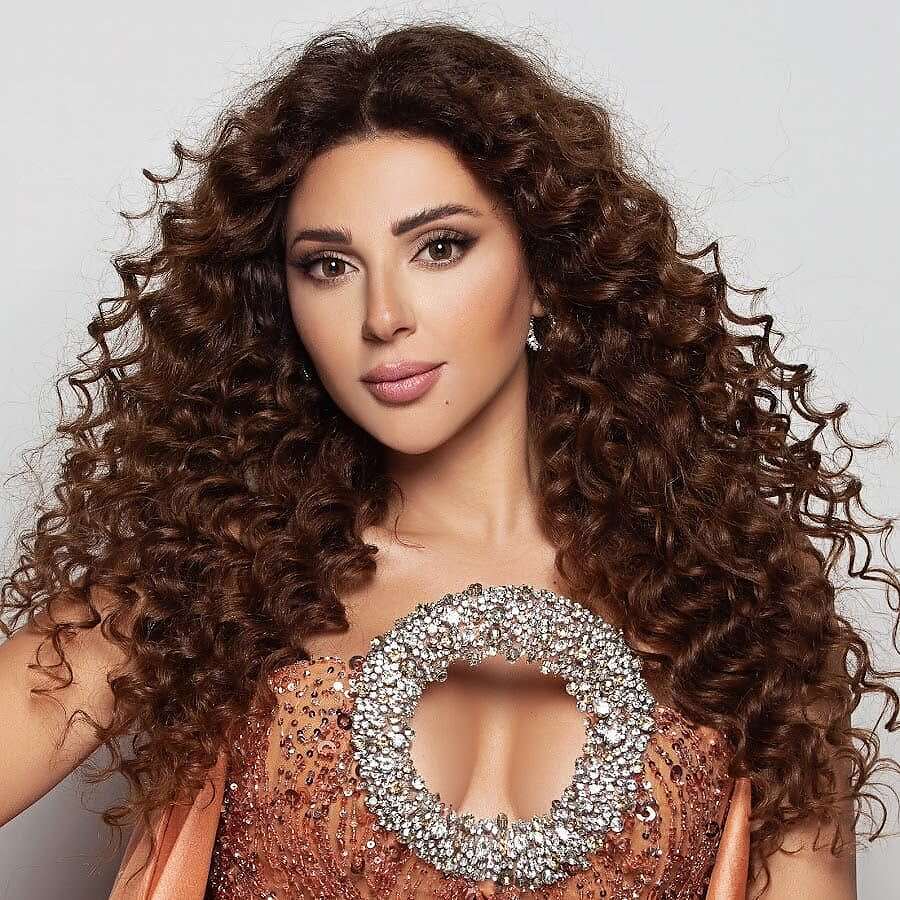 ميريام مساحة نت | ميريام فارس تتجاوز الخطوط الحمراء وتظهر بإطلالات جريئة في عيد ميلادها.. وهذا عمرها (صور)