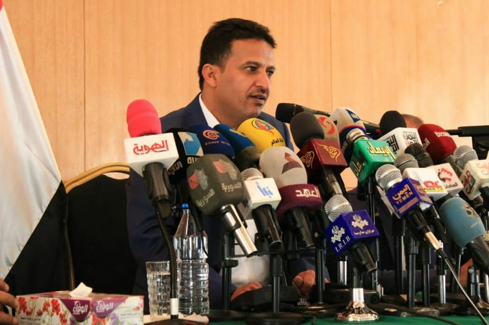 حسن العزي (منصات تواصل)