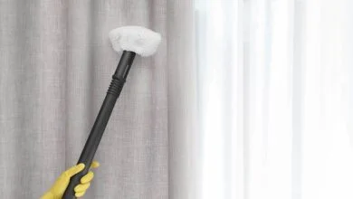 تنظيف الستائر دون فك (مواقع)
