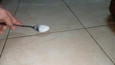 تنظيف فواصل السيراميك (مواقع)