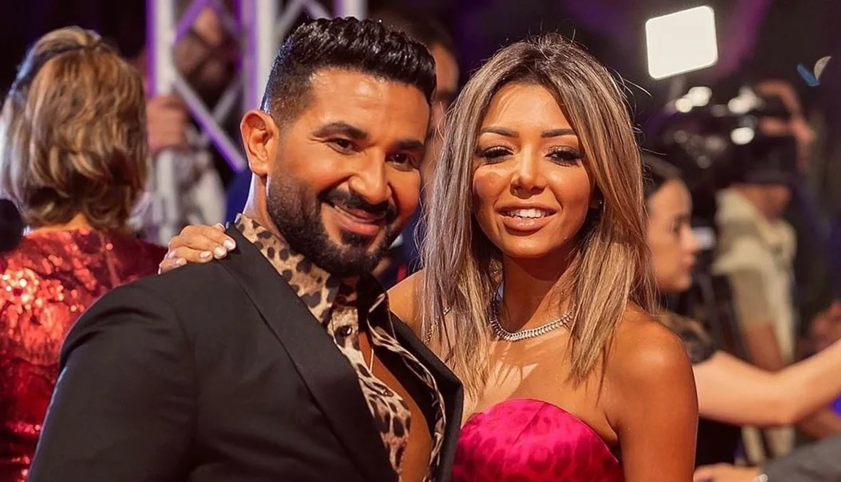 مساحة نت | شاهد: الفنان أحمد سعد يتصدر الترند بعد إطلالات جريئة لزوجته (صور)