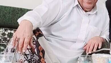 الفنان اليمني أيوب طارش (منصات تواصل)