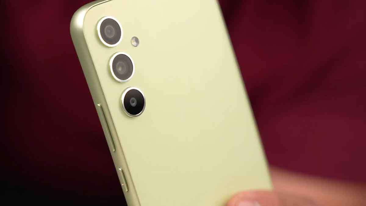 جلاكسي ايه 34 هاتف Galaxy A34 5G (وكالات)