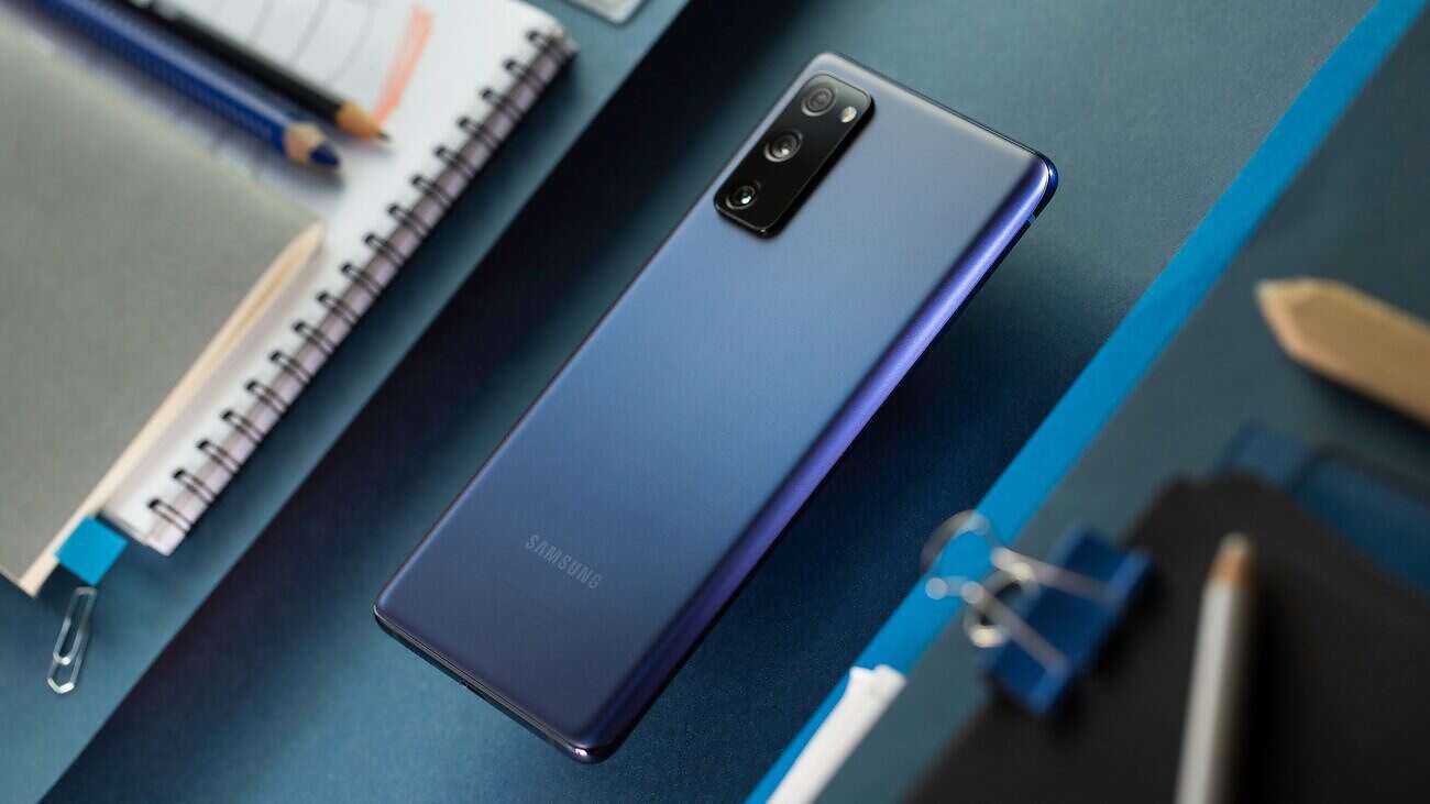 جلاكسي إف 2 هاتف Samsung Galaxy F2 5G (وكالات)