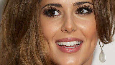 غمازة الوجه (مواقع)