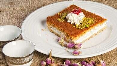 كنافة بالبسبوسة (مواقع)