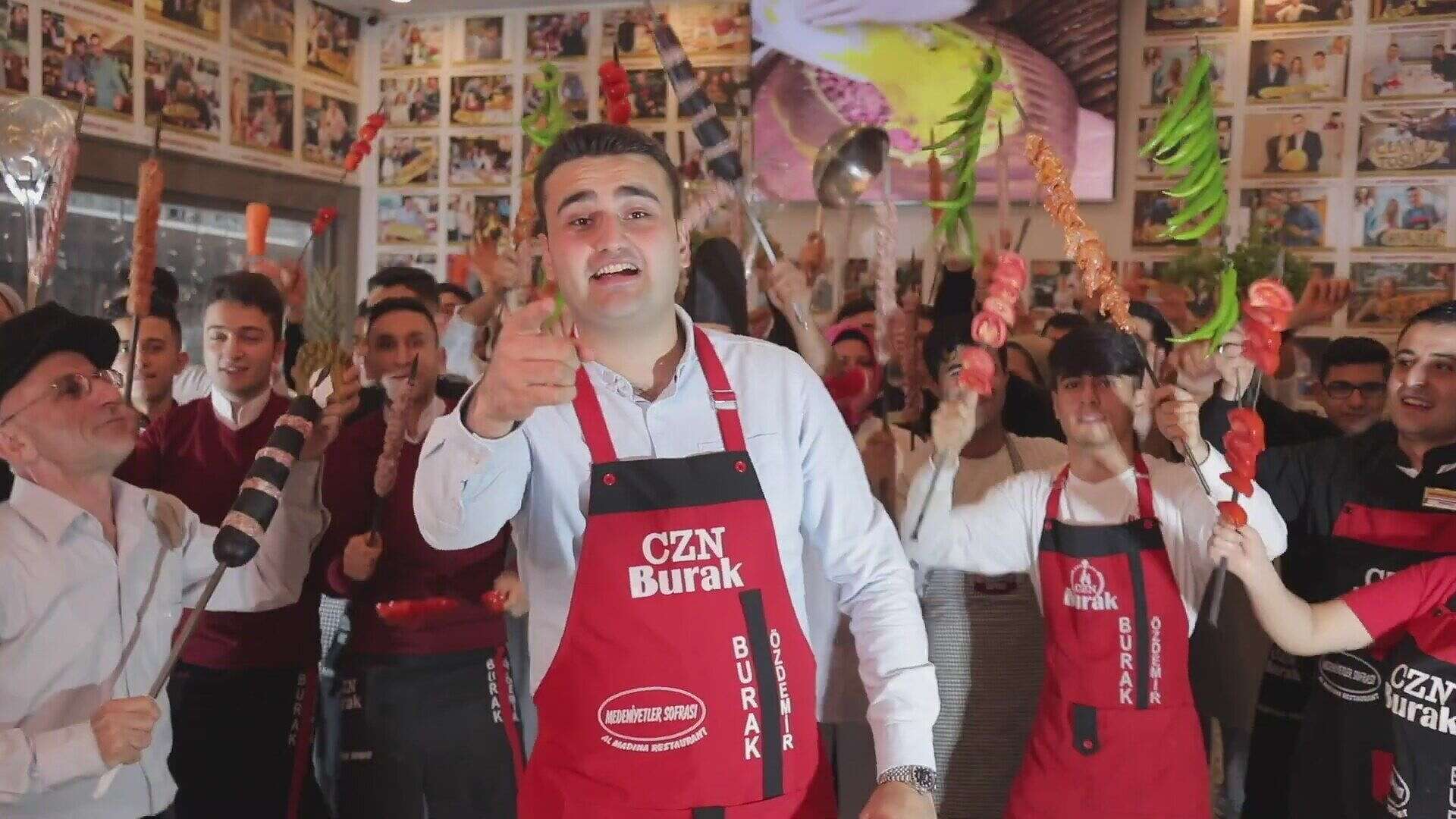 الشيف بوراك الشيف بوراك (وكالات)