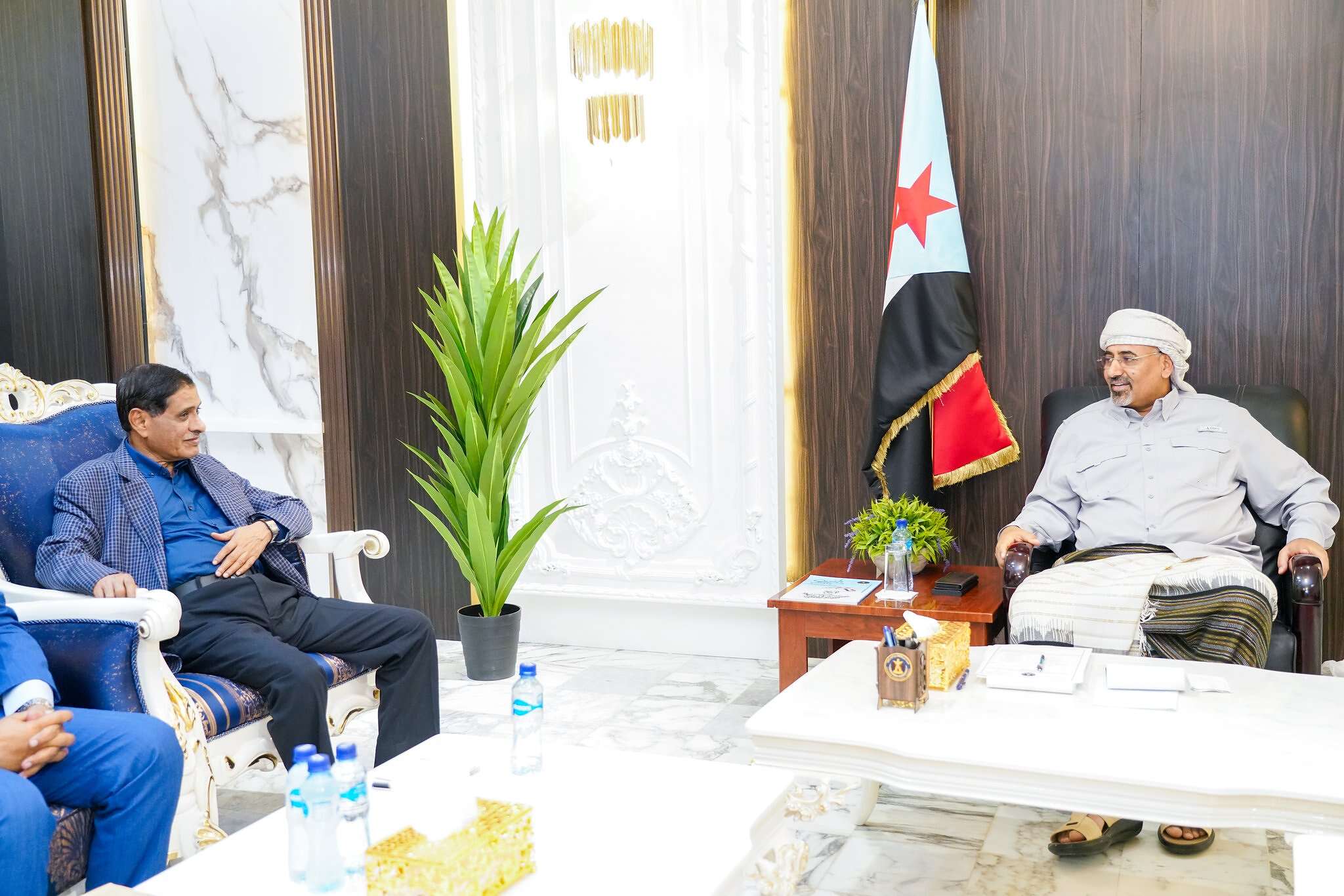 اتفاق سري بين المجلس الانتقالي وأنصار الله.. إليكم تفاصيله